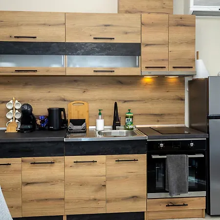 شقة Bright One-bedroom Flat With Balcony I Quiet Area By Flat Mаnаger *