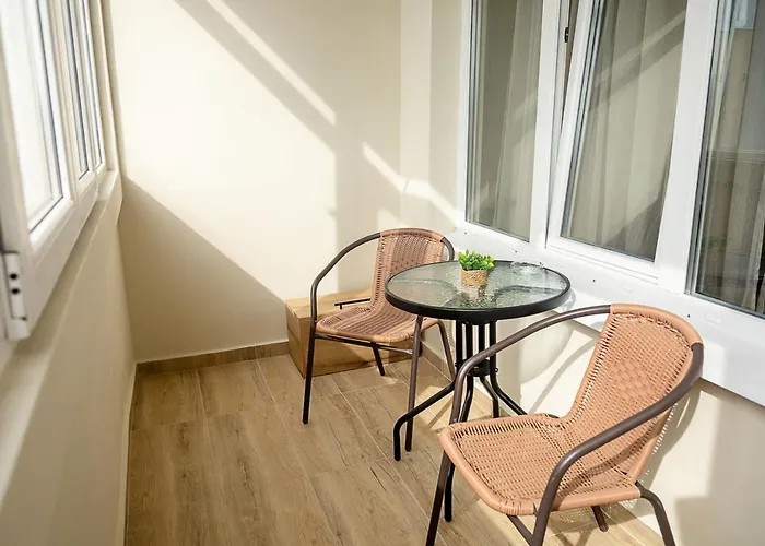 شقة Bright One-bedroom Flat With Balcony I Quiet Area By Flat Mаnаger